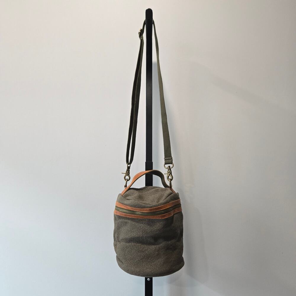 TSD‎ Brand Pine Hill Canvas Bucket Bag Purse in Olive Green Canvas